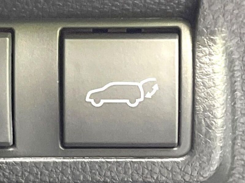 COROLLA CROSS