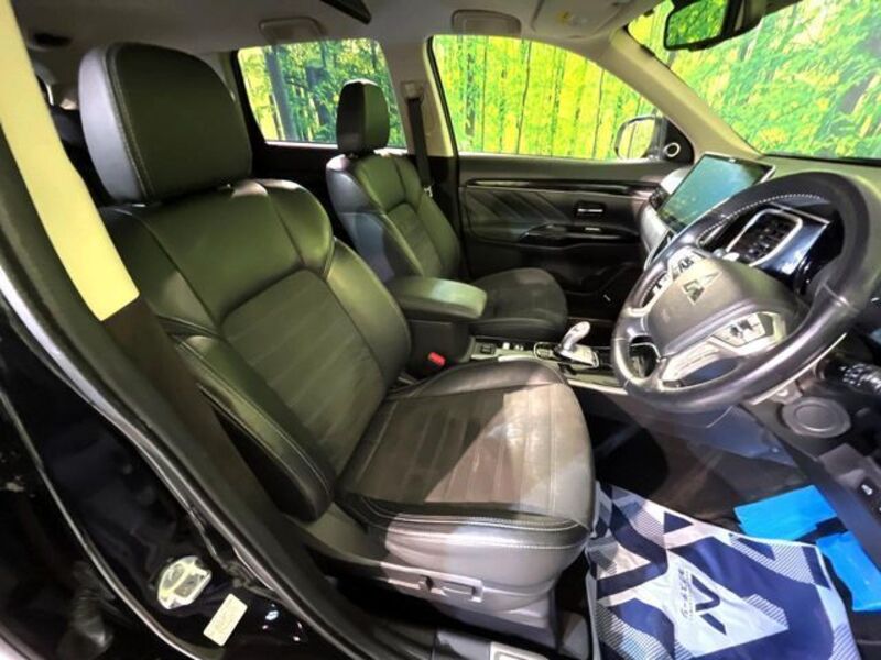 OUTLANDER PHEV