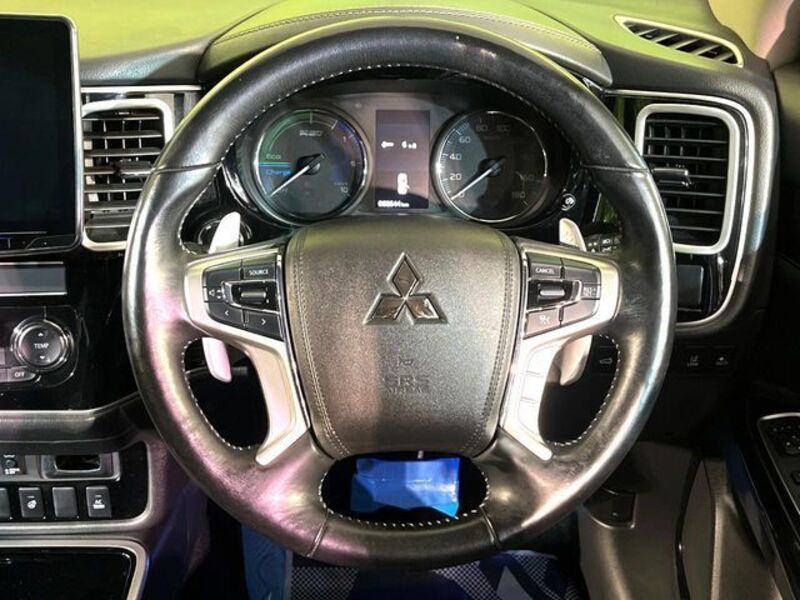 OUTLANDER PHEV
