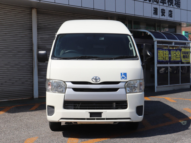HIACE VAN