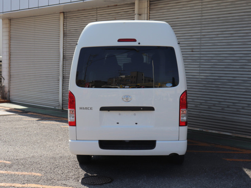 HIACE VAN