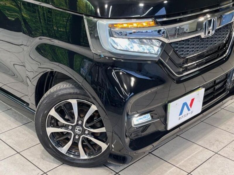 N BOX CUSTOM