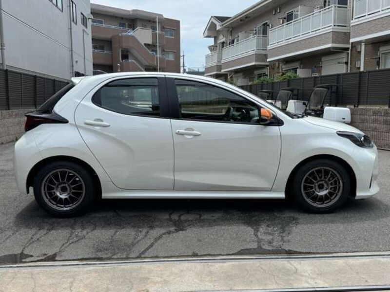 YARIS