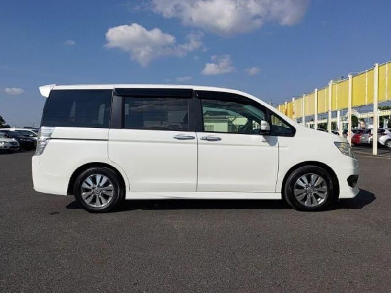STEPWAGON SPADA