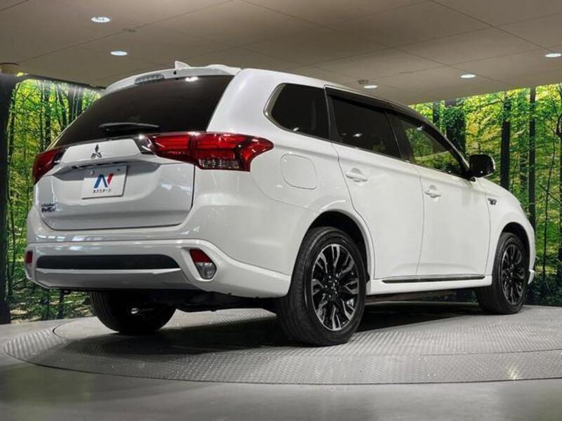 OUTLANDER PHEV