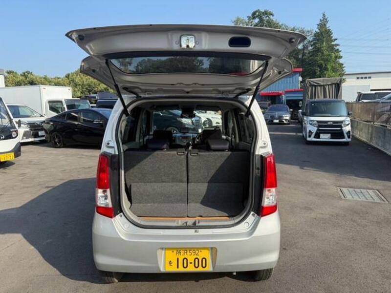 WAGON R