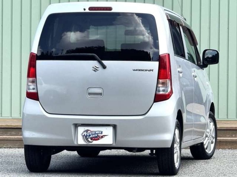 WAGON R