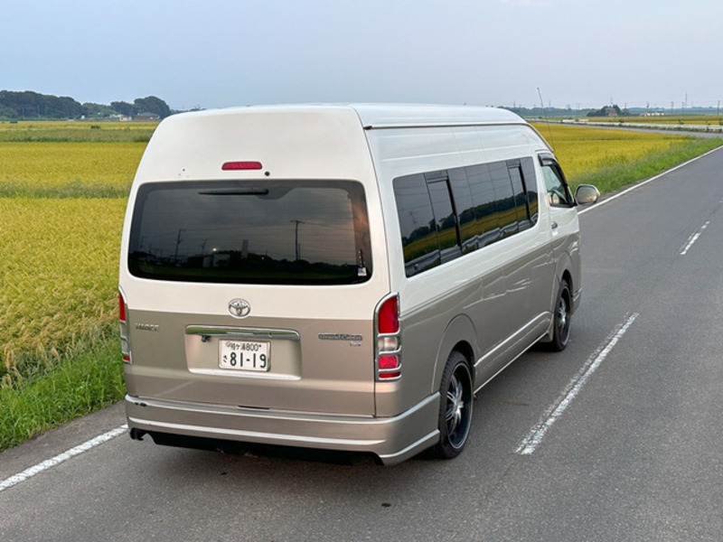 HIACE