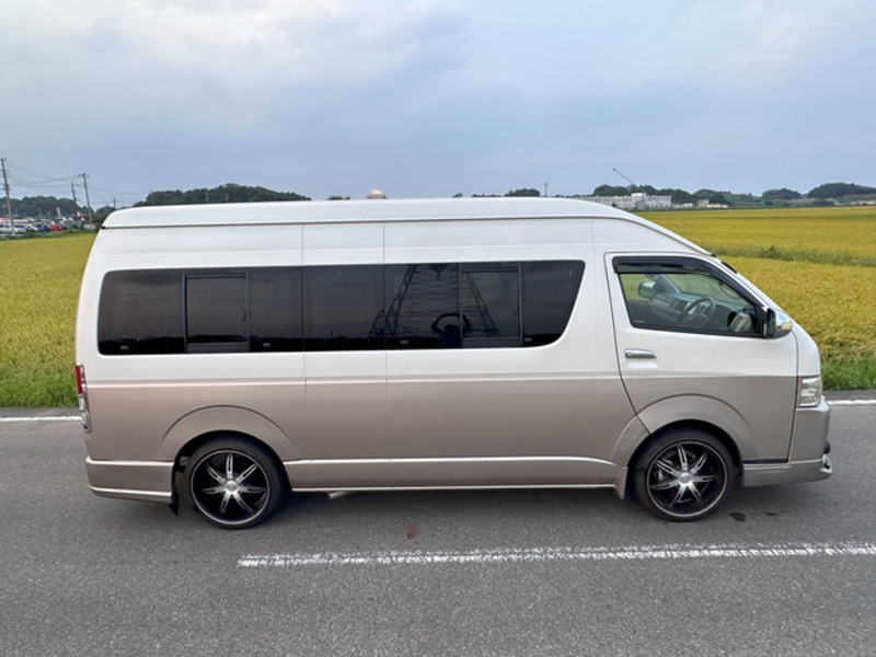 HIACE
