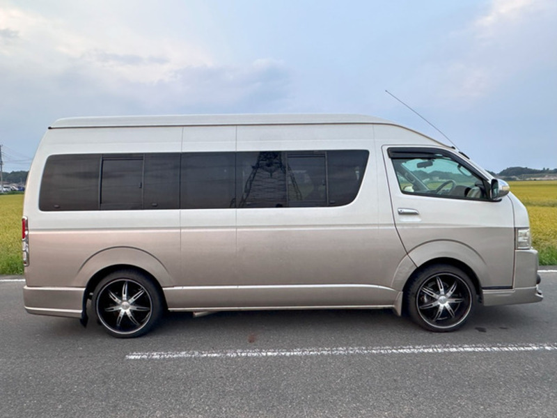 HIACE