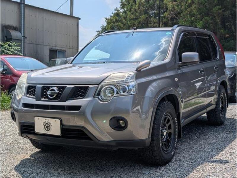 X-TRAIL