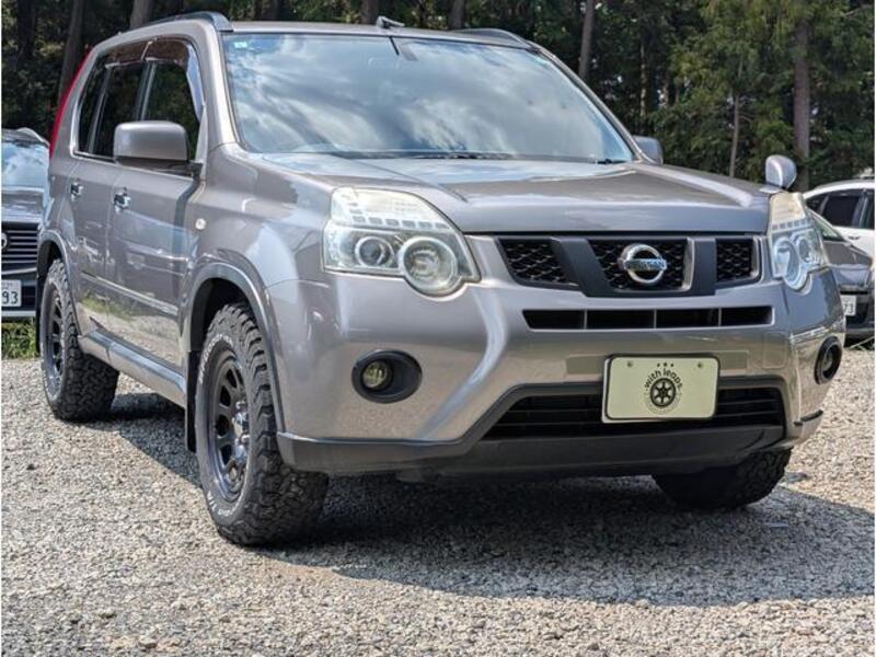 X-TRAIL-0