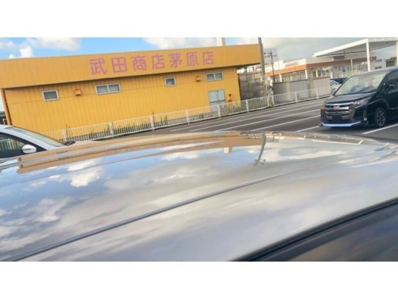 COROLLA AXIO