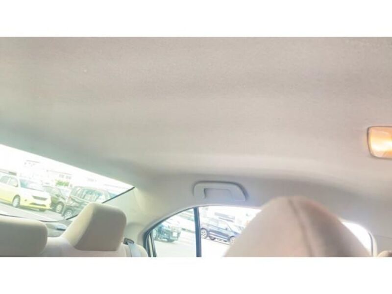COROLLA AXIO