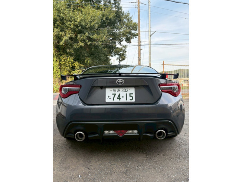 86