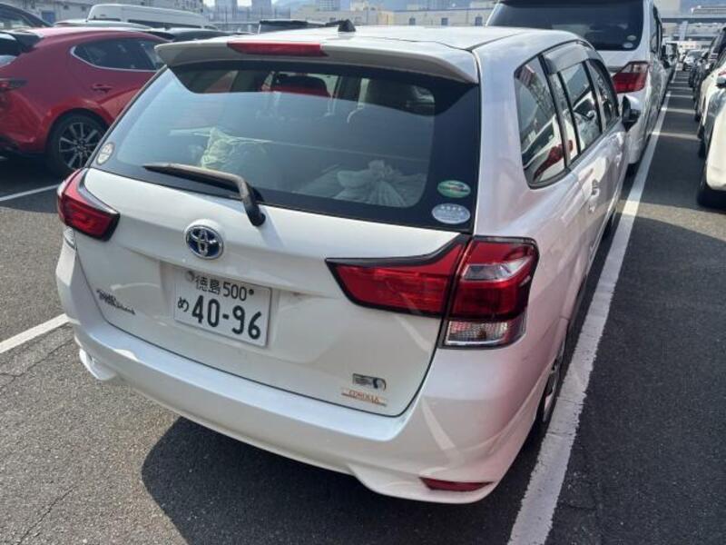 COROLLA FIELDER