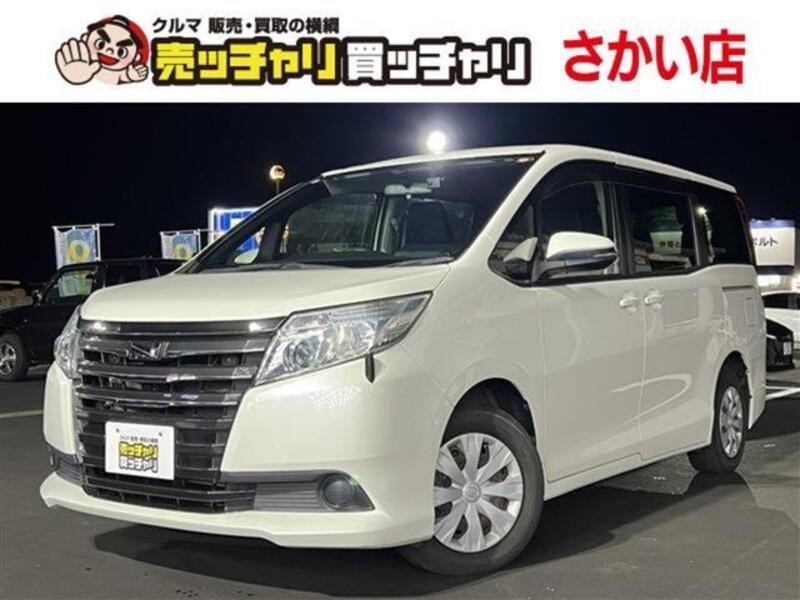 TOYOTA NOAH