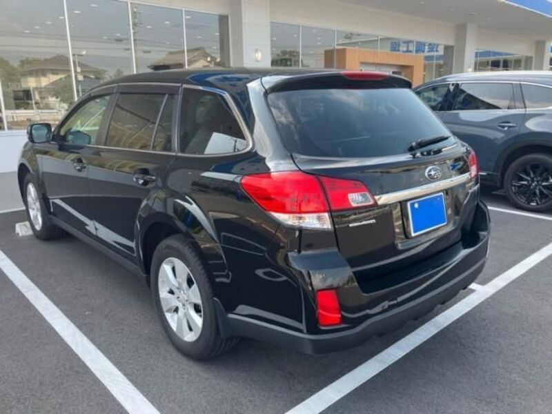 LEGACY OUTBACK