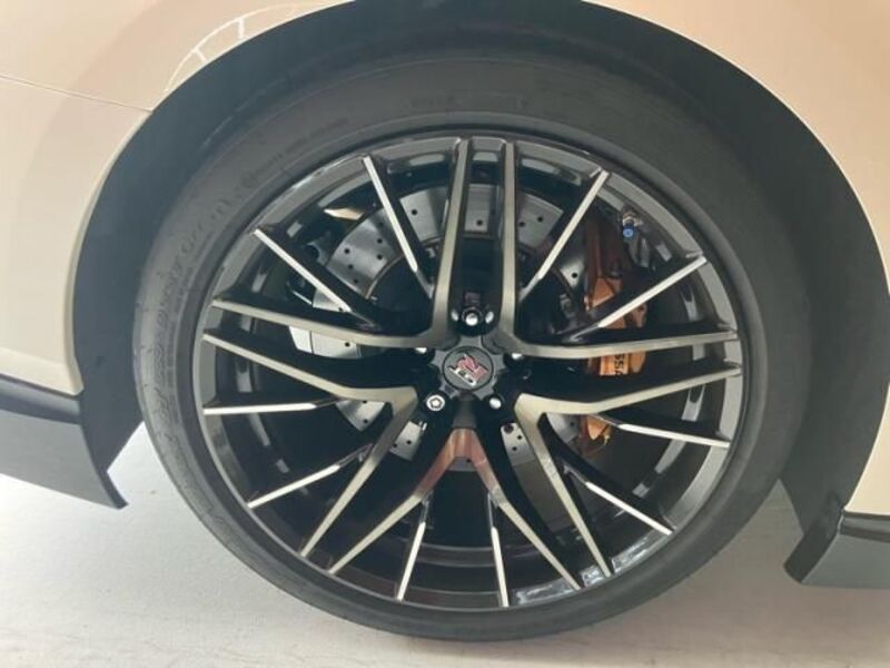 GT-R