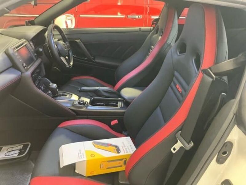 GT-R