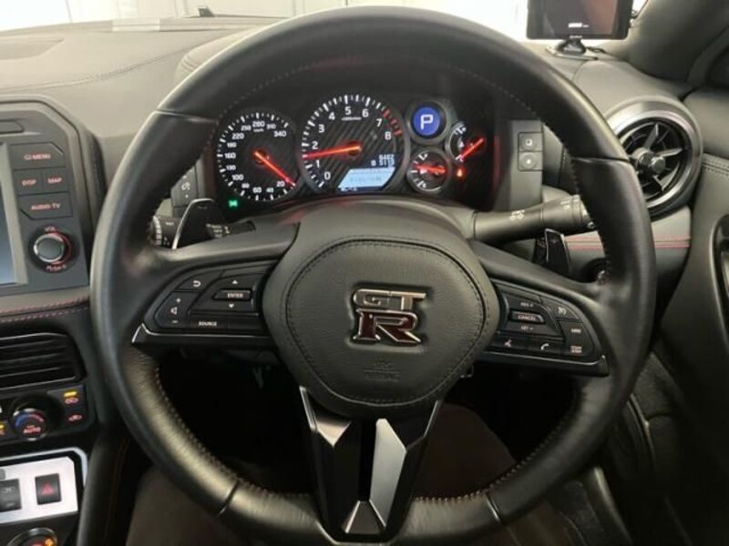 GT-R