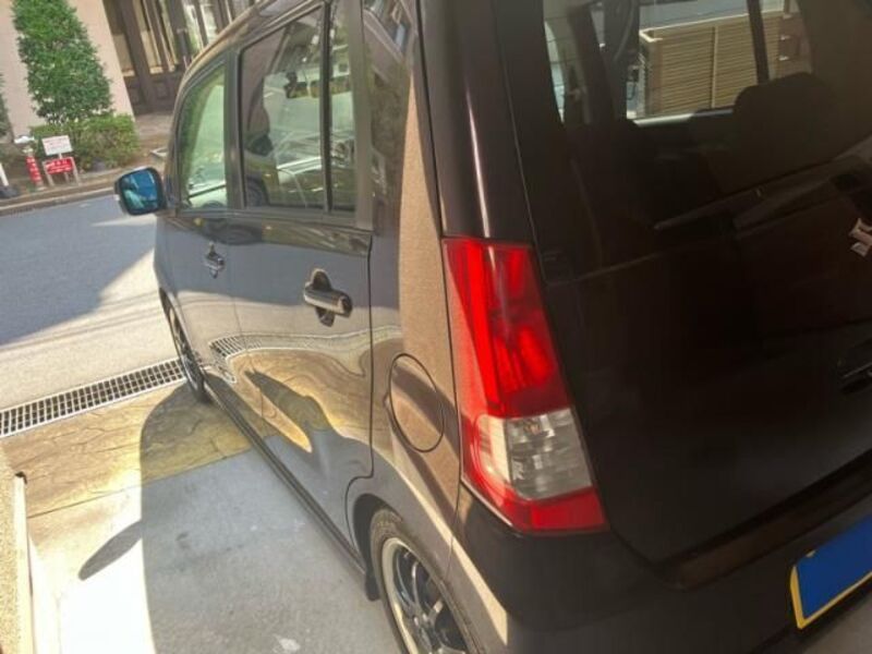 WAGON R