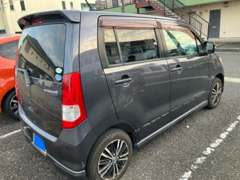 WAGON R