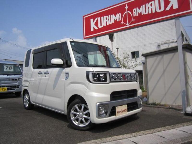 DAIHATSU WAKE