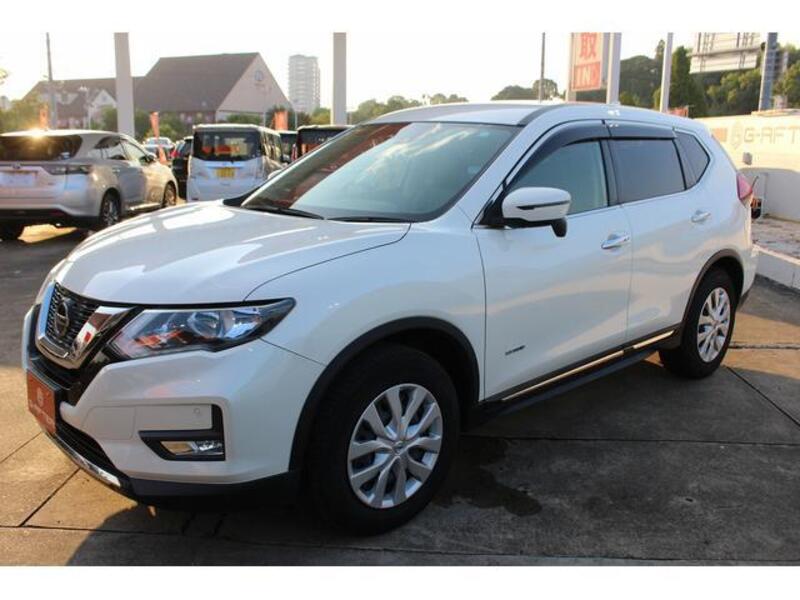 X-TRAIL