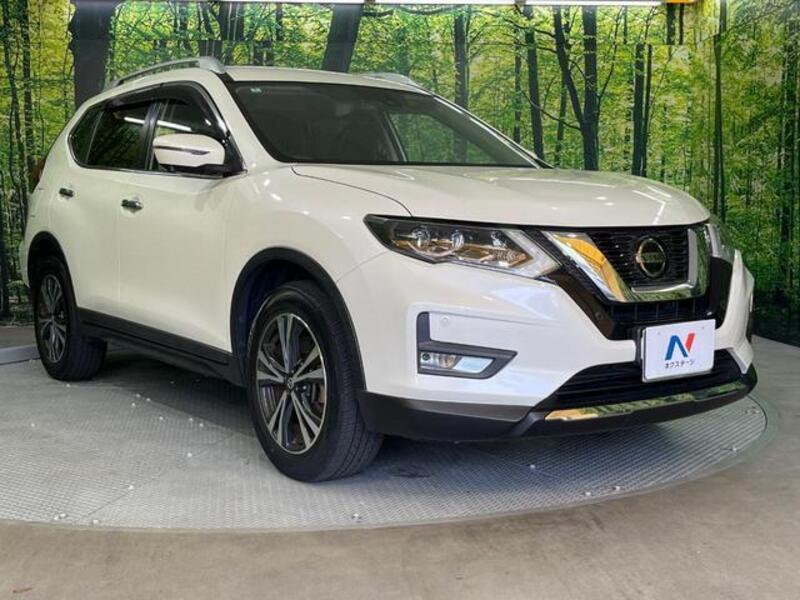 X-TRAIL