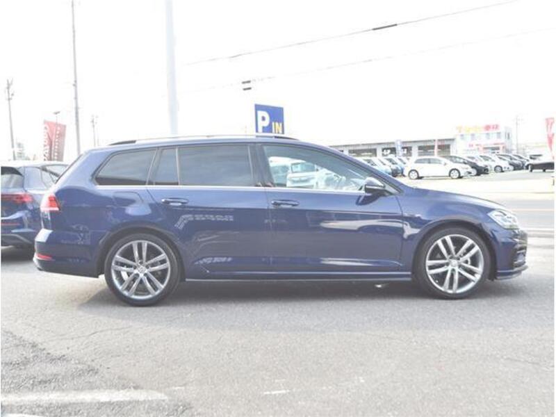 GOLF VARIANT