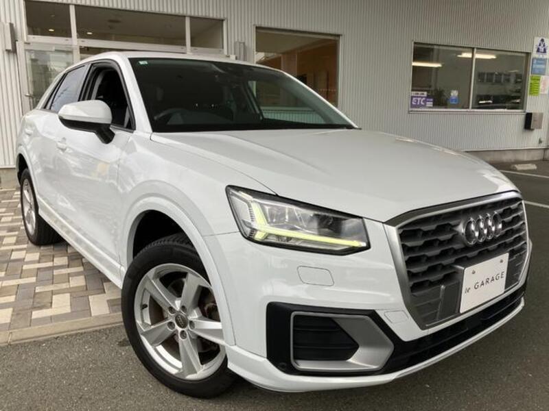 AUDI Q2