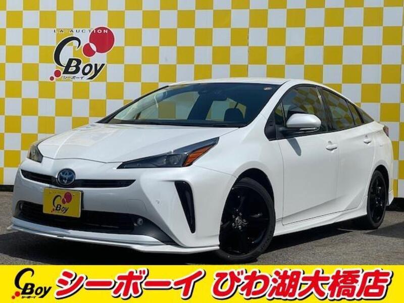 TOYOTA PRIUS