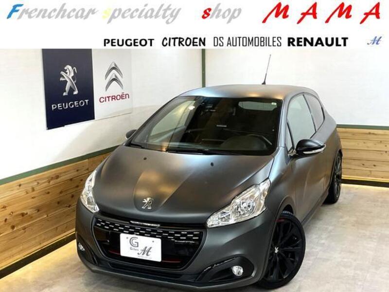 PEUGEOT 208