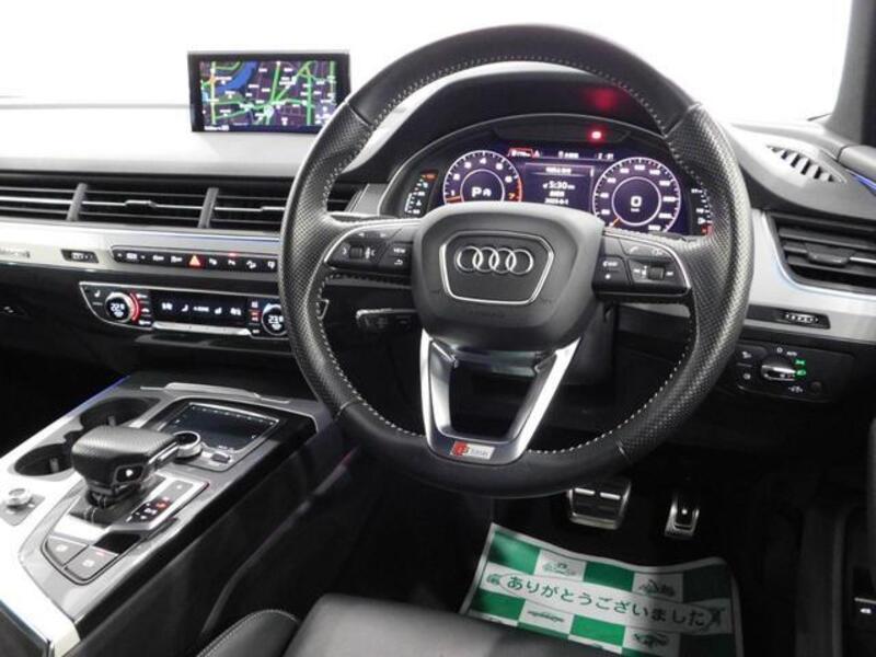 Q7