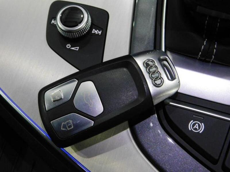 Q7