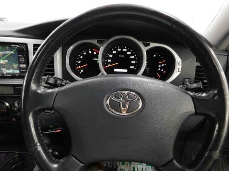 HILUX SURF