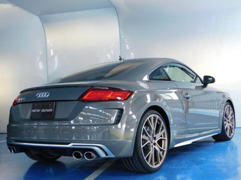 TTS COUPE