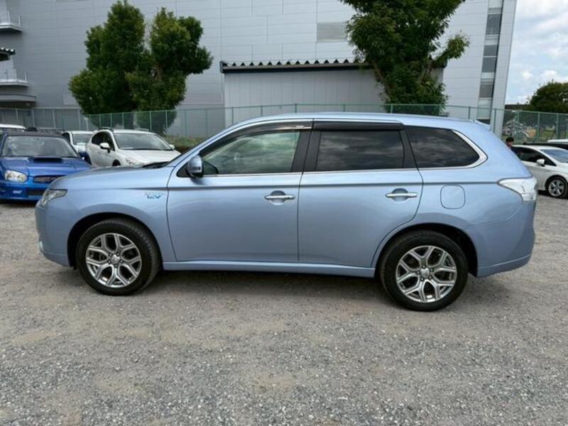 OUTLANDER PHEV