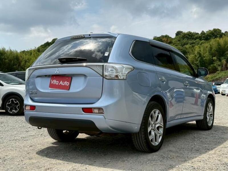 OUTLANDER PHEV