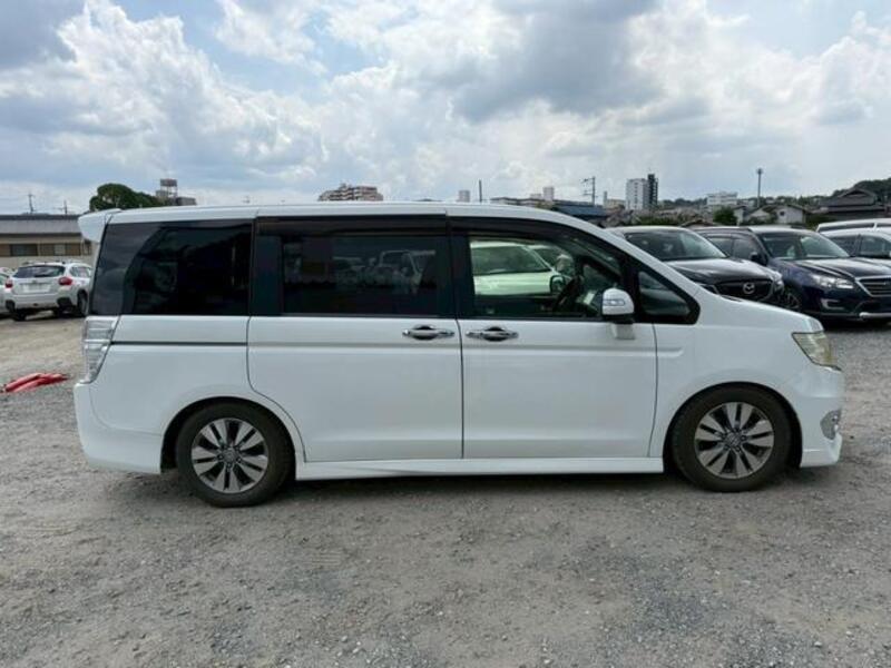 STEPWAGON SPADA
