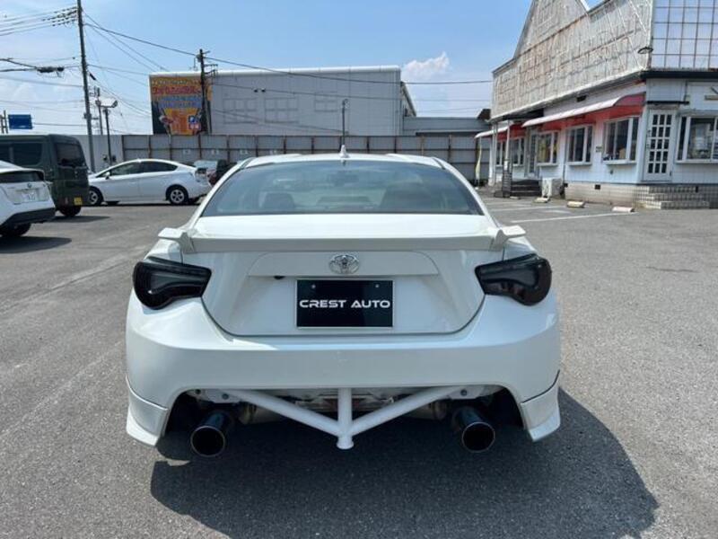 86