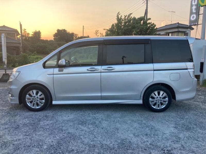 STEPWAGON SPADA
