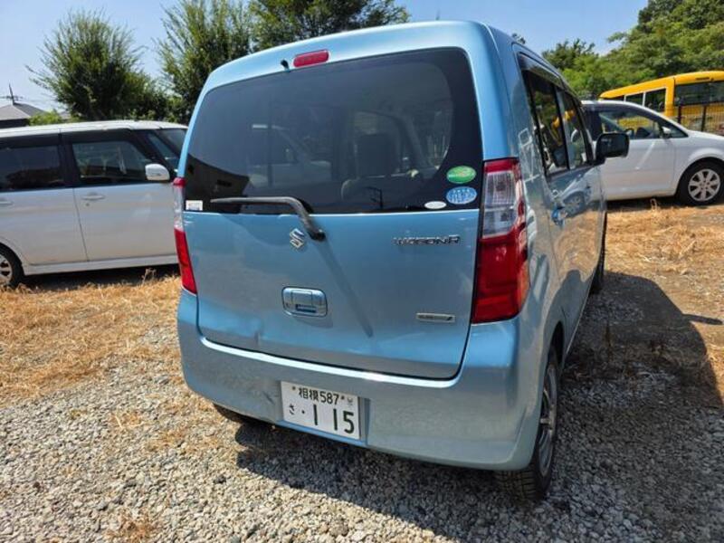 WAGON R