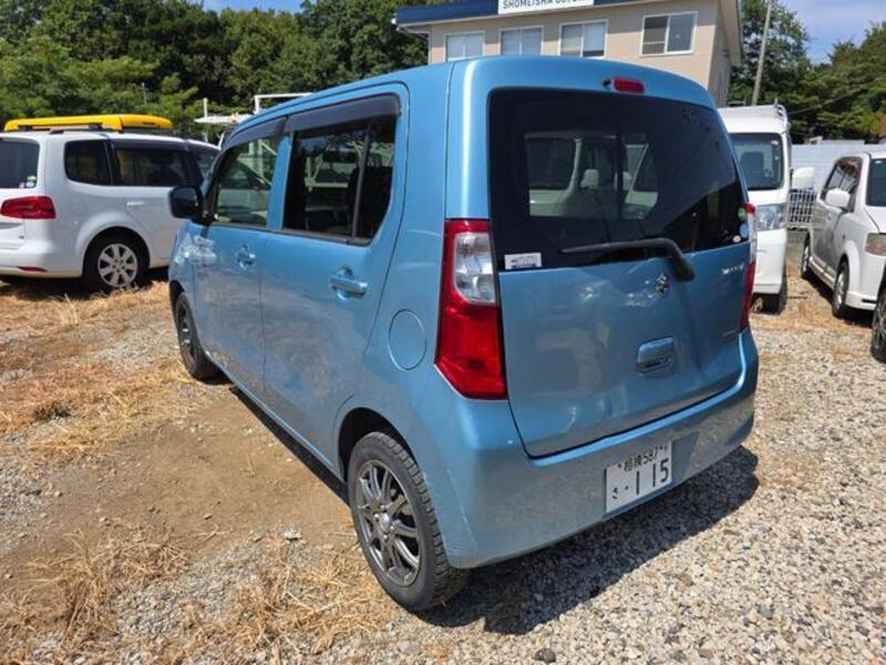 WAGON R