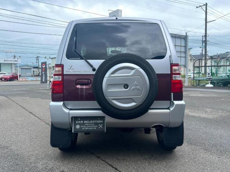 PAJERO MINI