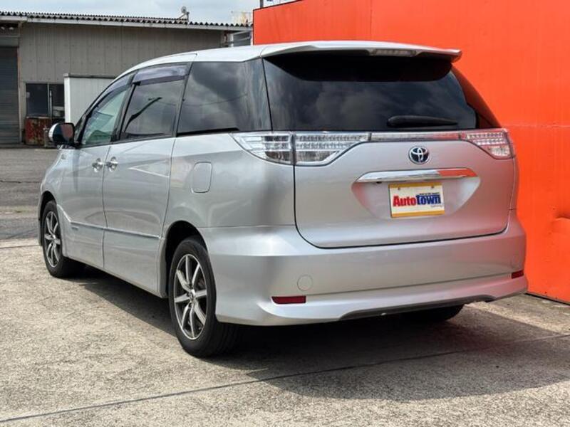 ESTIMA HYBRID