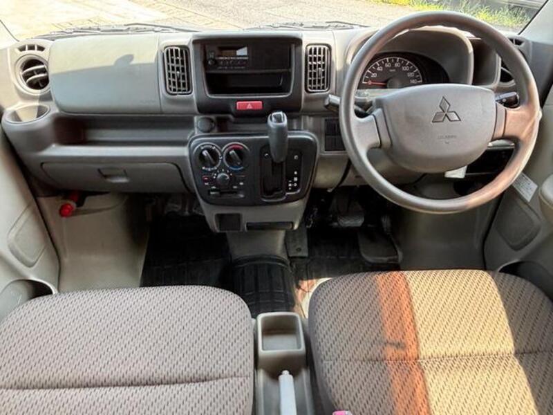 MINICAB VAN