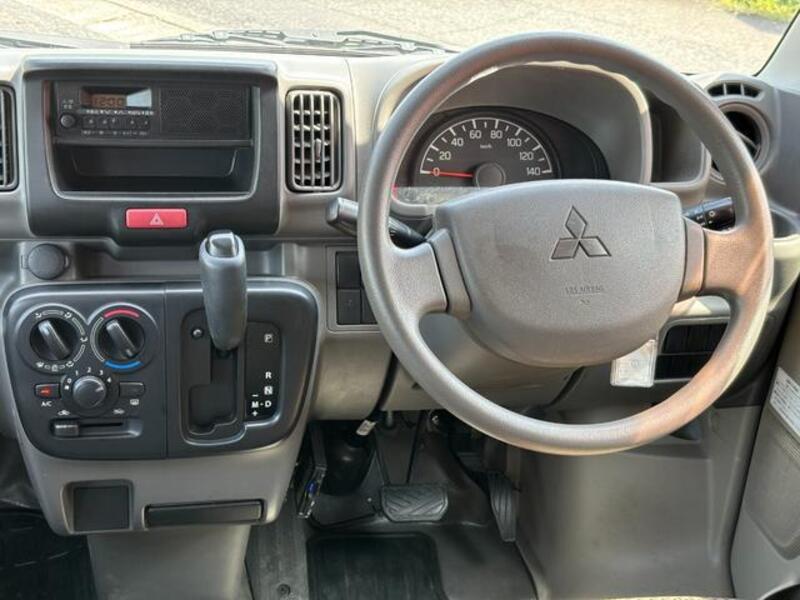 MINICAB VAN