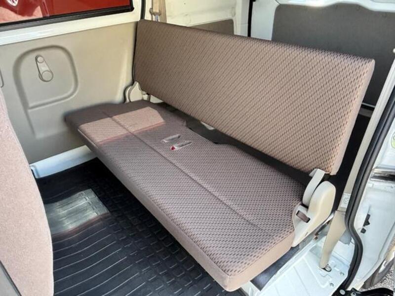 MINICAB VAN
